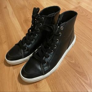 Frye black lace up leather sneakers size 8.5